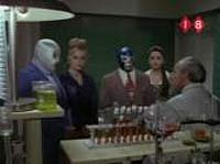 Image from: Santo y Blue Demon contra el doctor Frankenstein (1974)