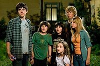 Image from: Aliens in the Attic (2009)