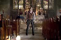 Image from: Resident Evil: Apocalypse (2004)