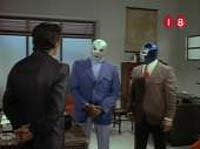 Image from: Santo y Blue Demon contra el doctor Frankenstein (1974)