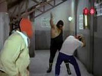 Image from: Santo y Blue Demon contra el doctor Frankenstein (1974)