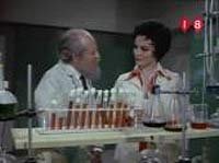 Image from: Santo y Blue Demon contra el doctor Frankenstein (1974)
