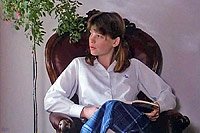 Image from: Playing Beatie Bow (1986)
