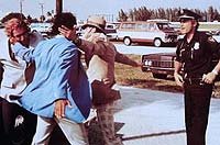 Image from: Poliziotto Superpiù (1980)
