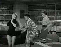 Image from: Platillos Voladores, Los (1956)