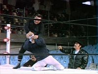 Image from: Santo contra Capulina (1969)